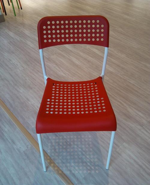 立昌家具销售(天津)提供的餐椅 办公椅